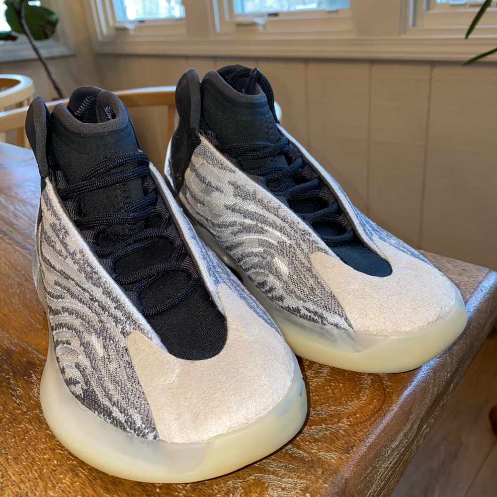 Yeezy quantum